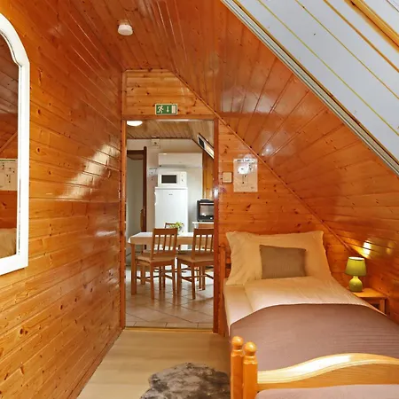 Pensjonat Felho Vendeghaz