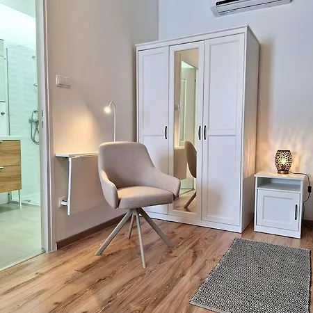Konukevi Felho Vendeghaz 3*